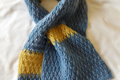keyhole-scarf